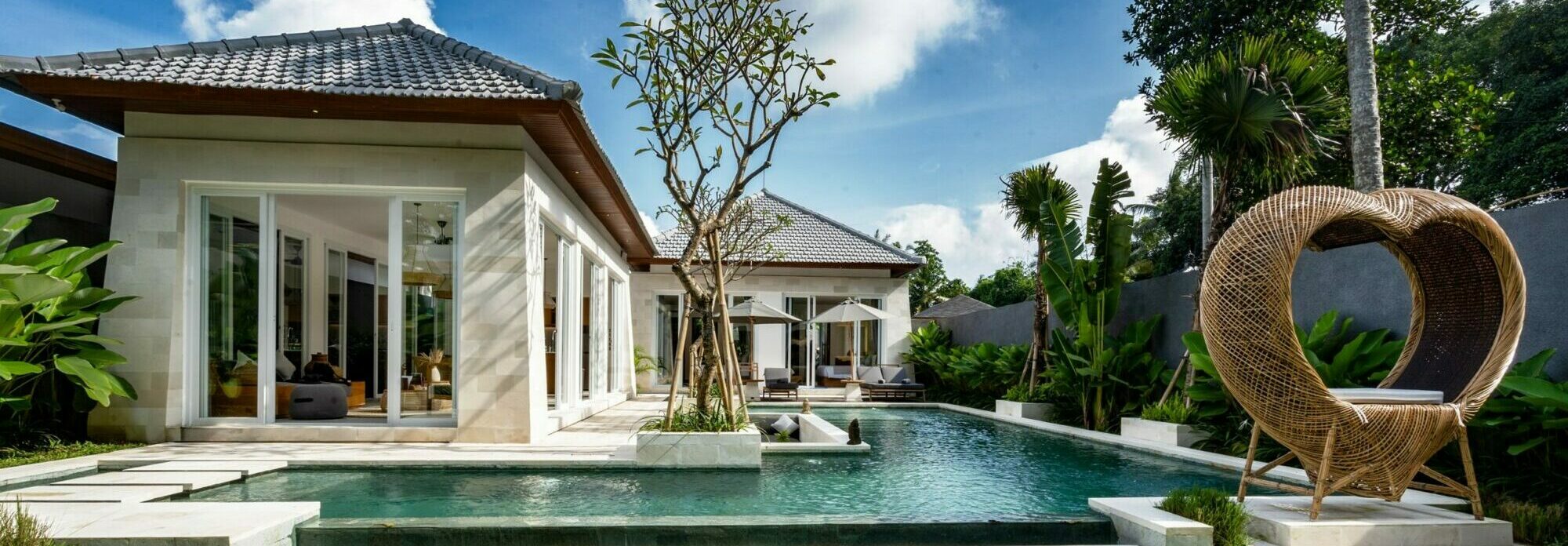 Stay at villa Ubud Anahata for tranquility andluxury vacation !