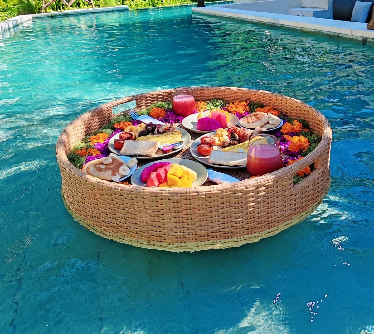 floating breakfast in villa bali Anahata